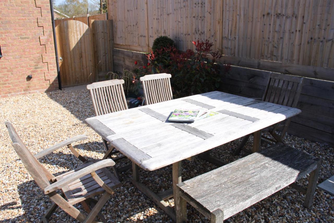 Wonderfully Spacious Luxury Holiday Cottage บิลลิงส์เฮิร์ส ภายนอก รูปภาพ