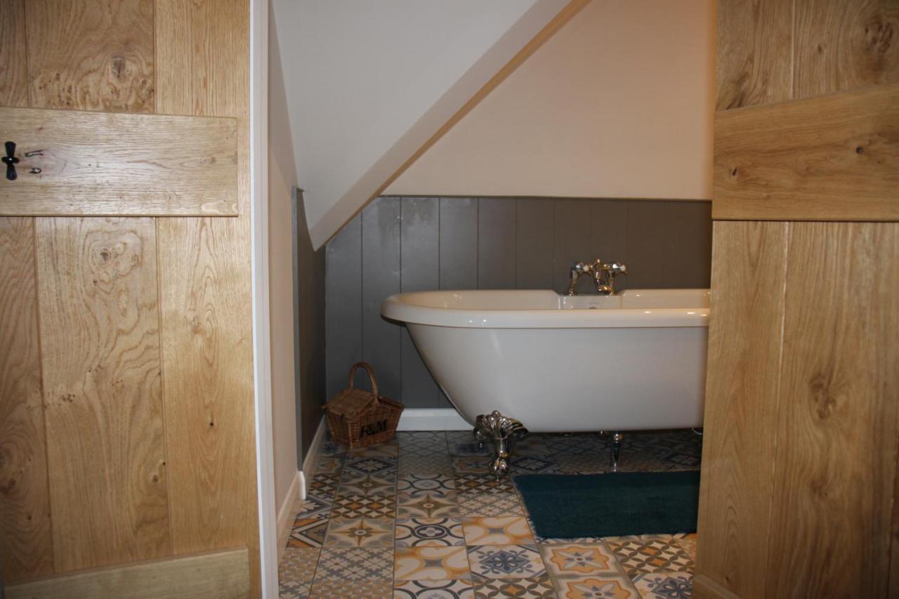 Wonderfully Spacious Luxury Holiday Cottage บิลลิงส์เฮิร์ส ภายนอก รูปภาพ